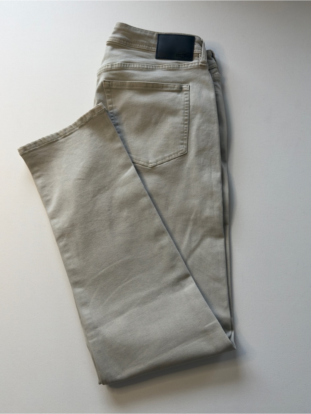 EUC Men's Liverpool Los Angeles Relaxed Straight Fit Size 36x34 Tan (KB8)